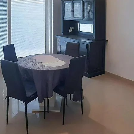 Appartamento 2 Bedroom Gorgeous In